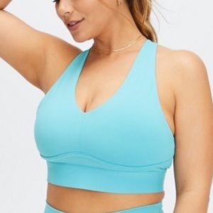 Fabletics Yitty Plus Size All Day Every Day Sports Bra Size 2X in Maui Blue
